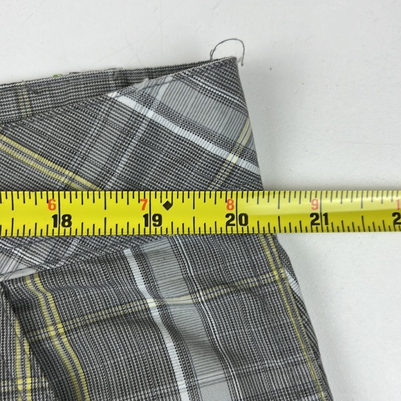 Men's  Columbia Omni-Shield Performance Shorts - Picture 5 of 8